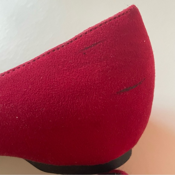 ALDO | 7.5 | Red Burgundy Point Toe Flats | Suede Patent - Picture 8 of 8